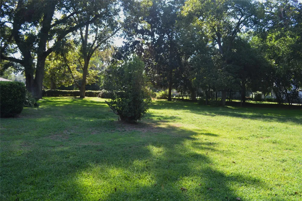 216 Louisiana Street Belcher, LA 71004