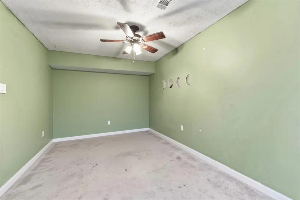 8515 Twisting Vine Lane Houston, TX 77040