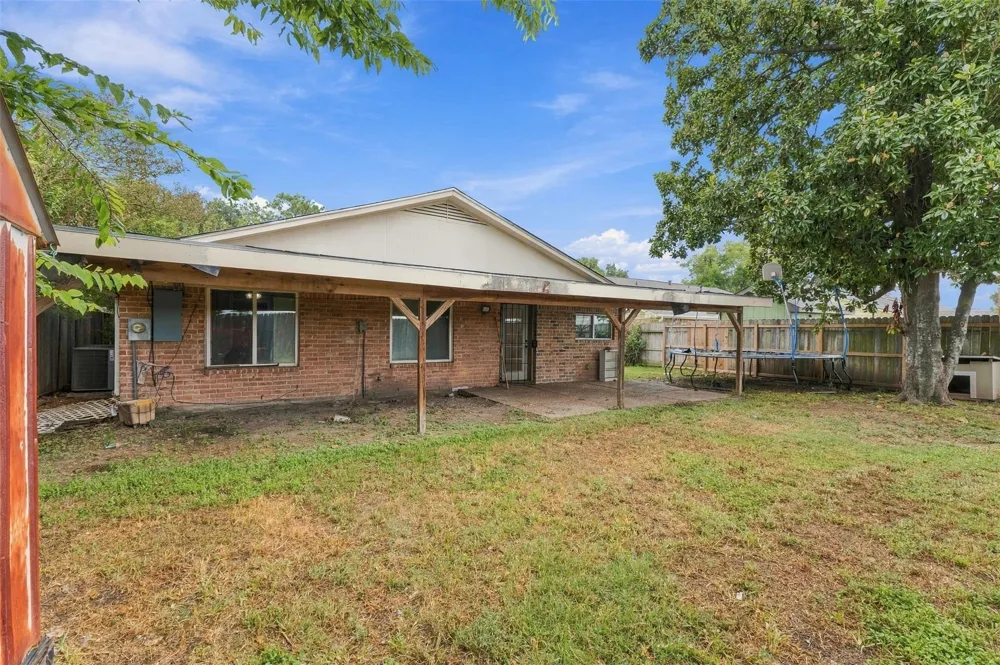 8515 Twisting Vine Lane Houston, TX 77040
