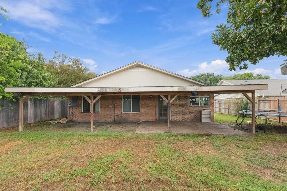 8515 Twisting Vine Lane Houston, TX 77040