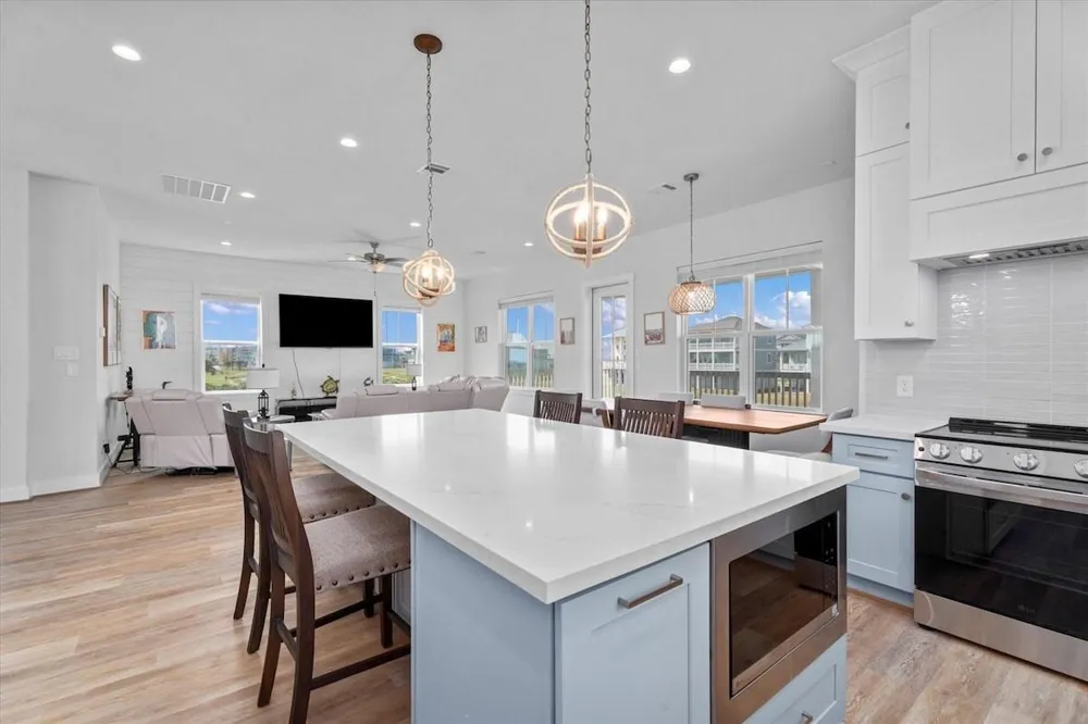 26930 Estuary Drive Galveston, TX 77554