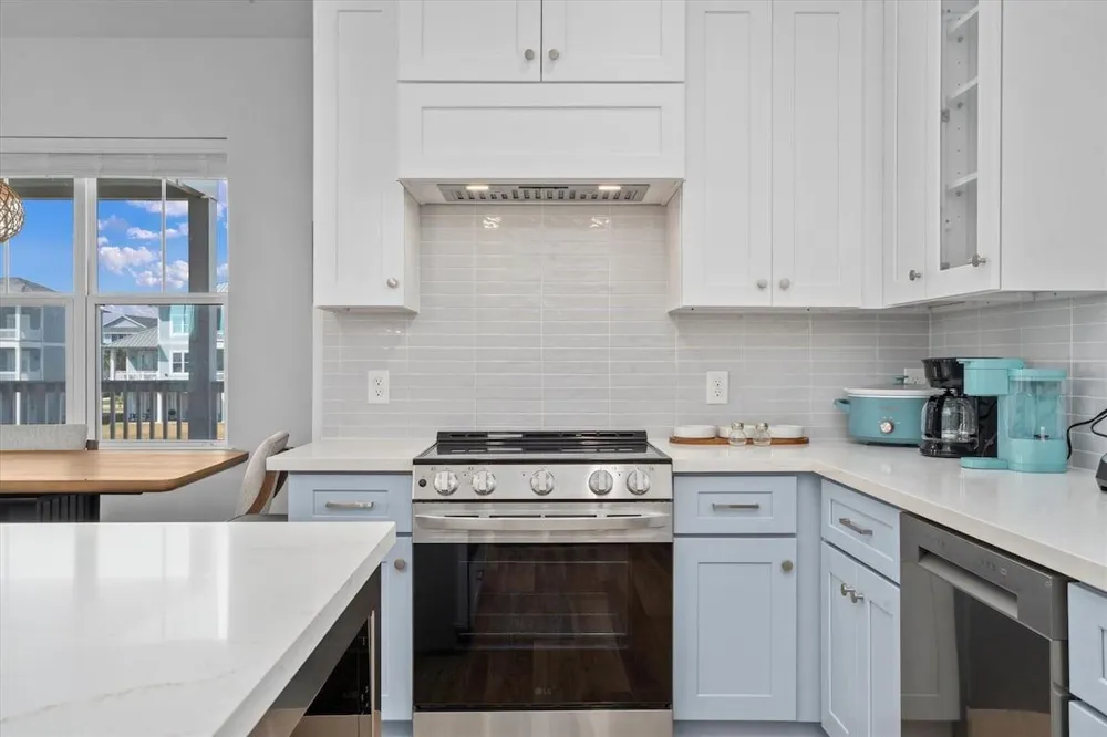 26930 Estuary Drive Galveston, TX 77554