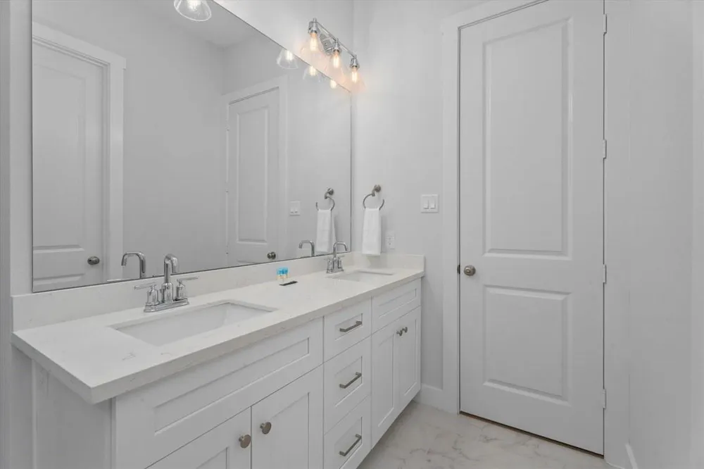 26930 Estuary Drive Galveston, TX 77554