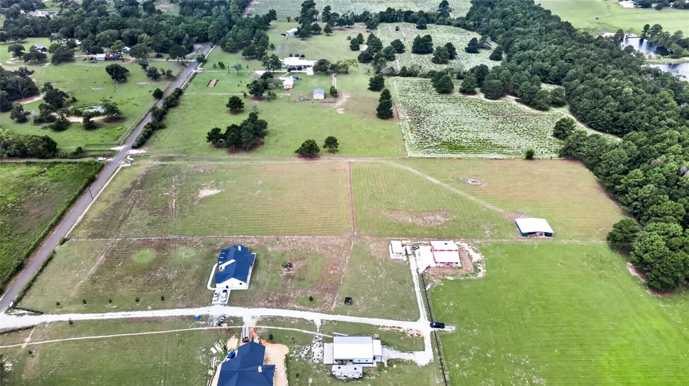 6111 County Road 344 Navasota, TX 77868