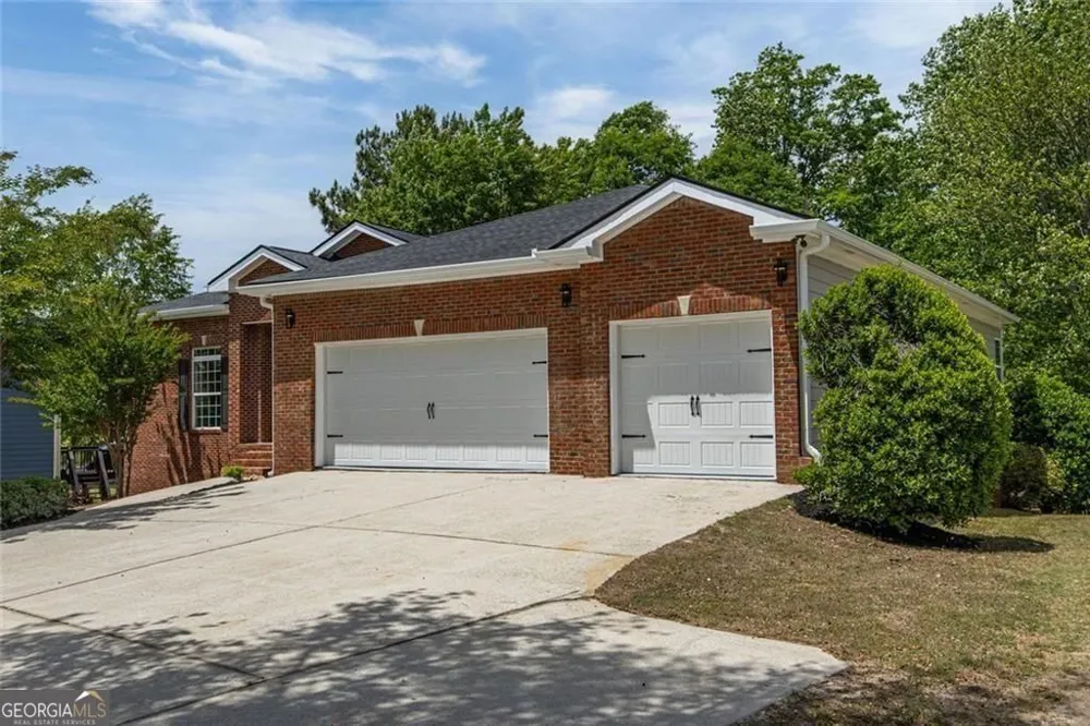 8828 Patricia Rose Douglasville, GA 30134