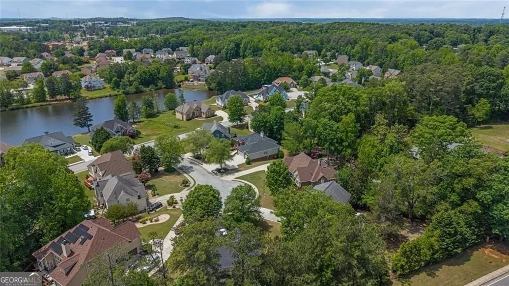 8828 Patricia Rose Douglasville, GA 30134