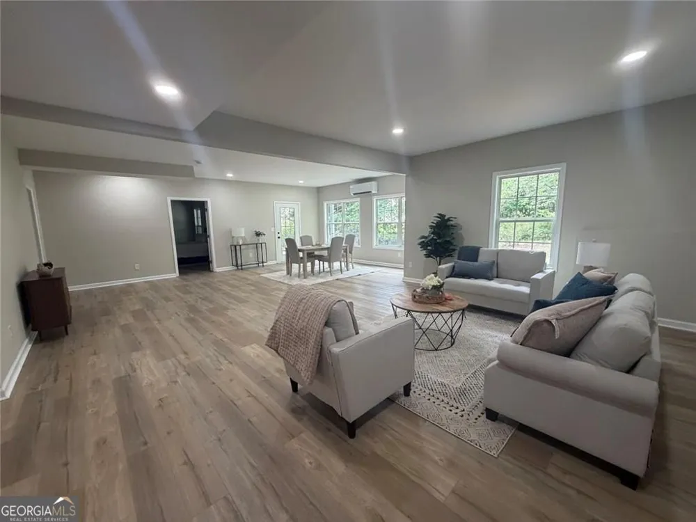 8828 Patricia Rose Douglasville, GA 30134