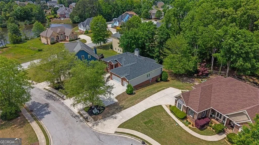 8828 Patricia Rose Douglasville, GA 30134
