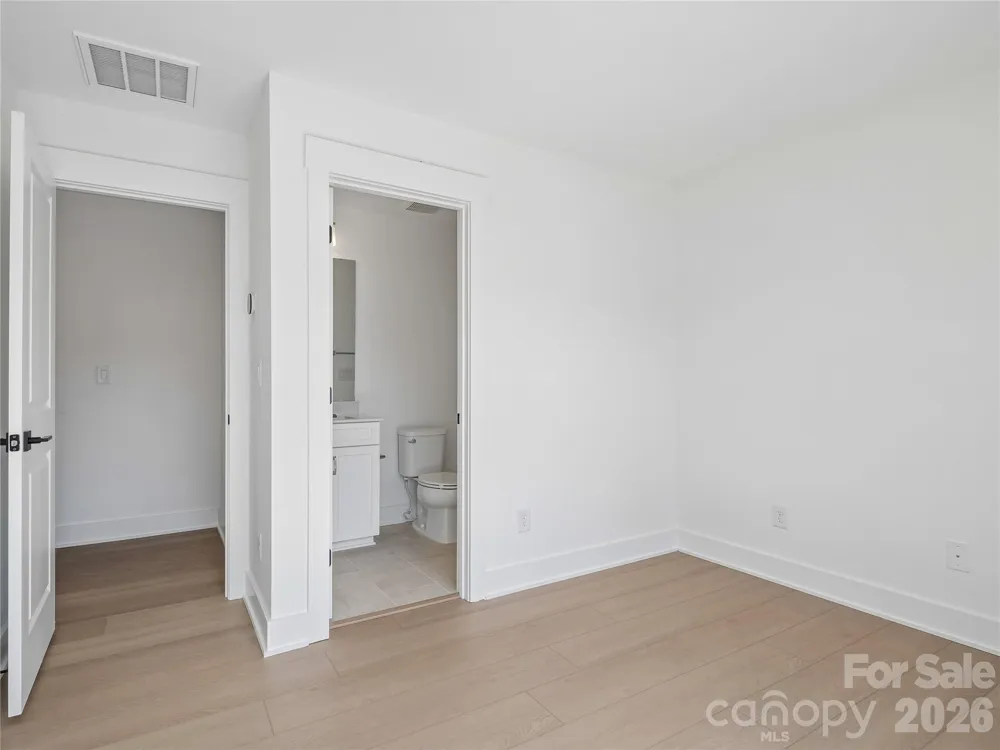 3708 S Tryon Street Charlotte, NC 28217