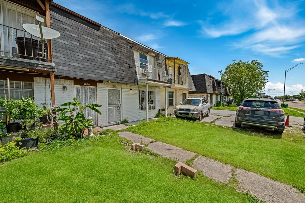12054 Beechnut Street Houston, TX 77072