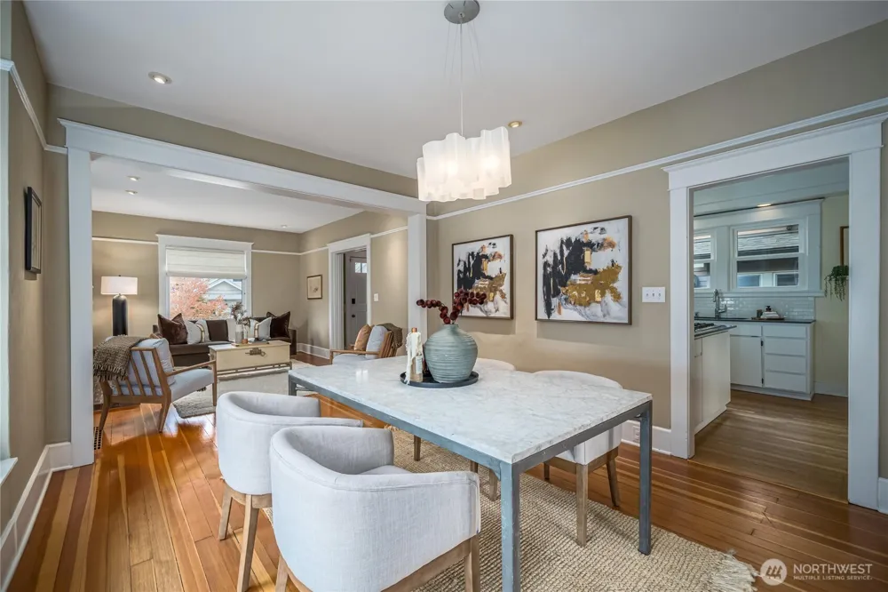 2428 5th Avenue W Seattle, WA 98119