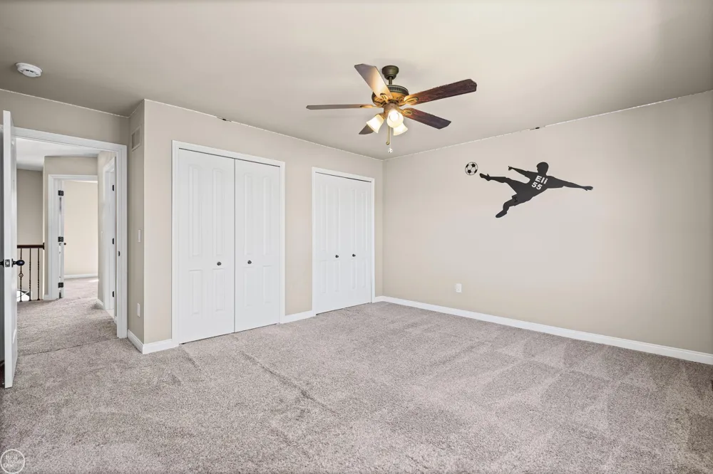 21961 Pinder Court Macomb Township, MI 48044