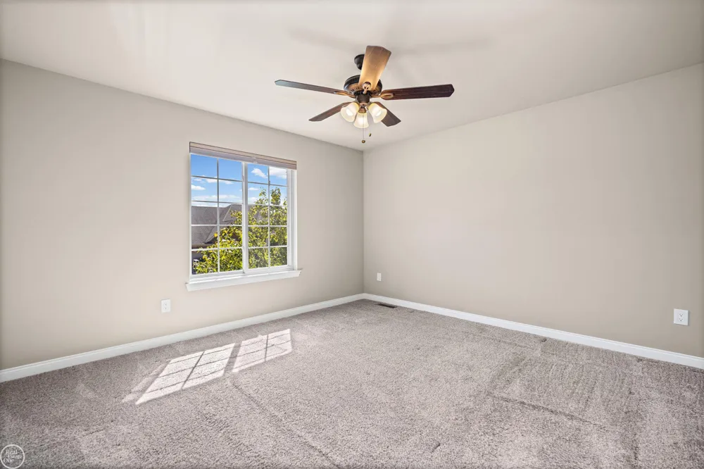 21961 Pinder Court Macomb Township, MI 48044
