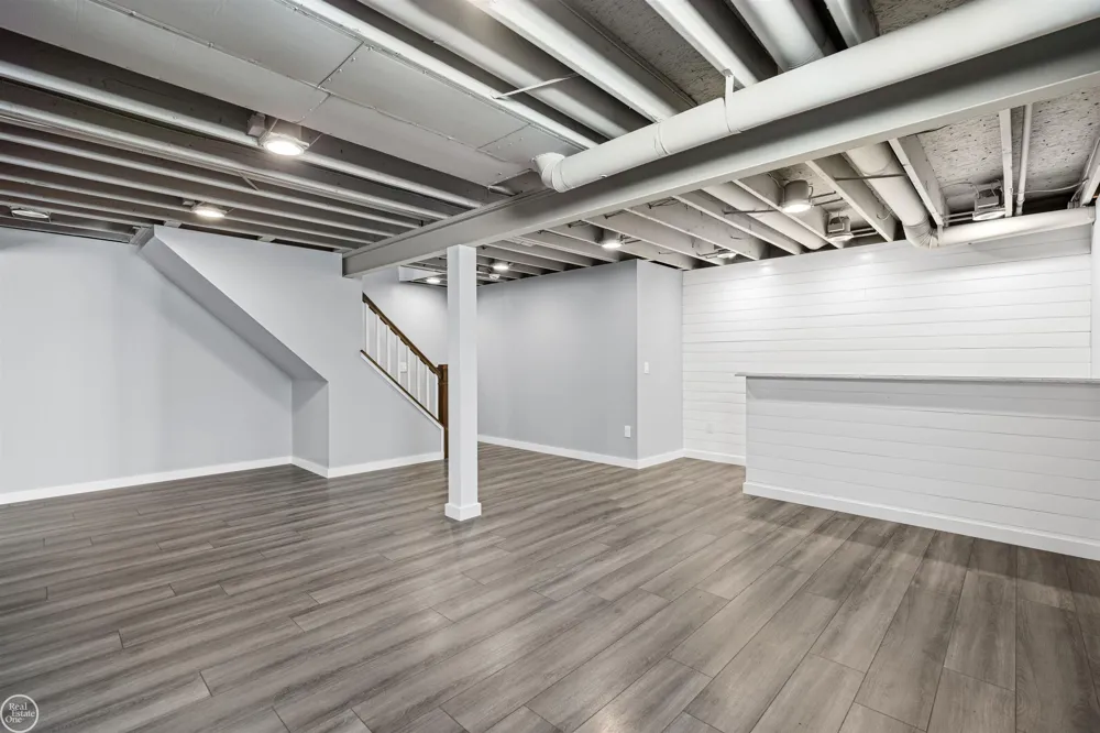 21961 Pinder Court Macomb Township, MI 48044