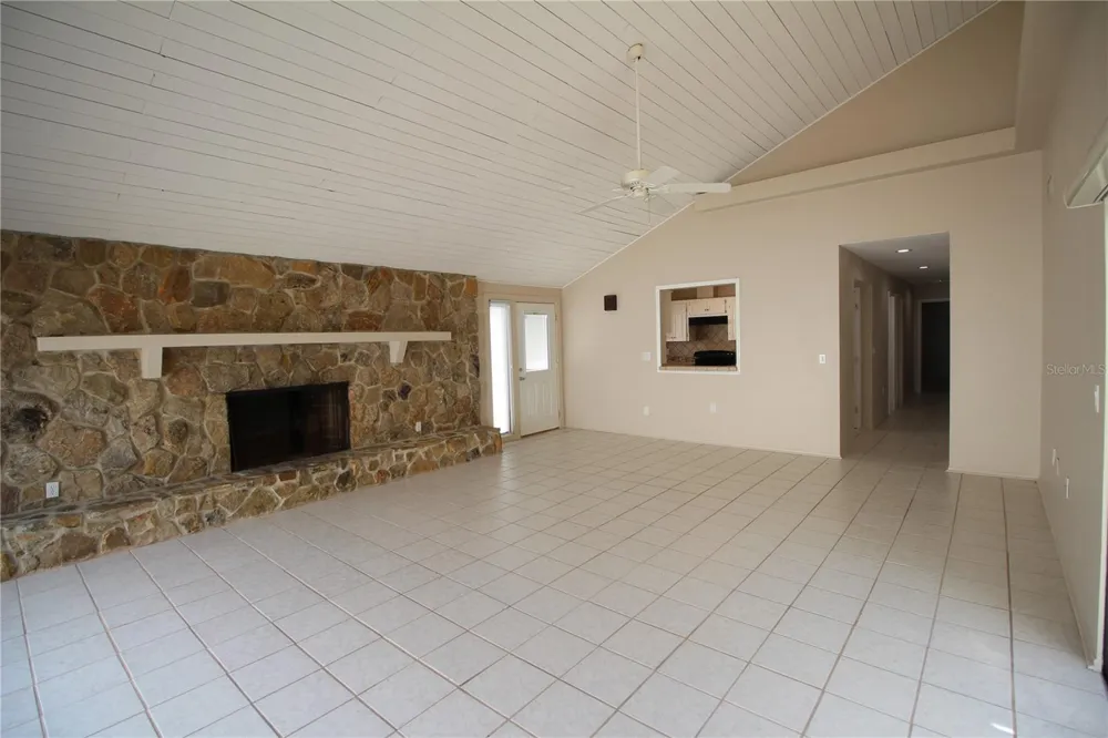 390 S WOODLANDS DRIVE Oldsmar, FL 34677