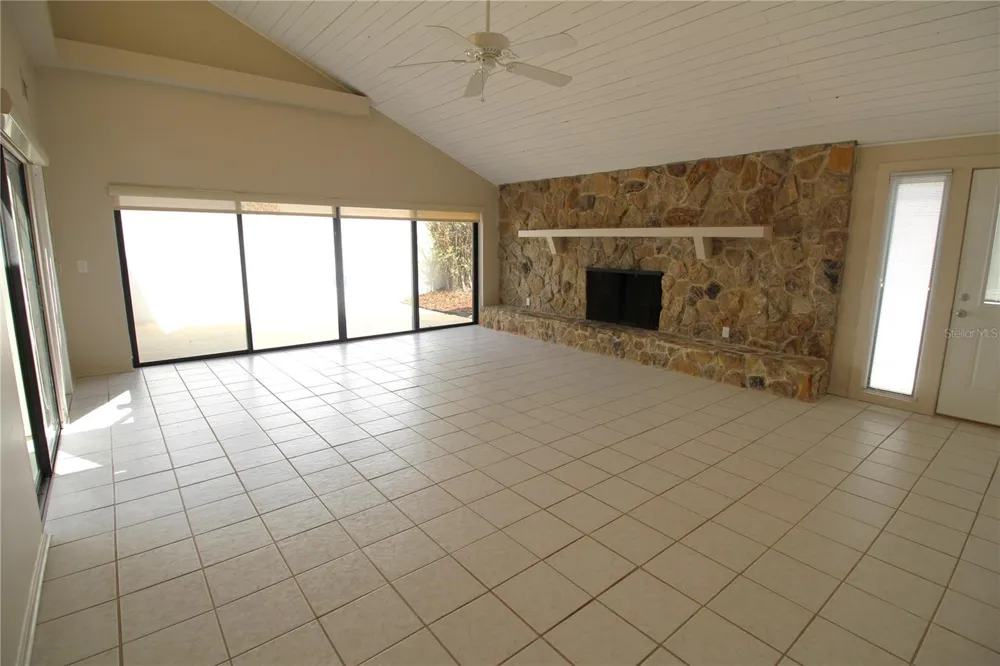 390 S WOODLANDS DRIVE Oldsmar, FL 34677