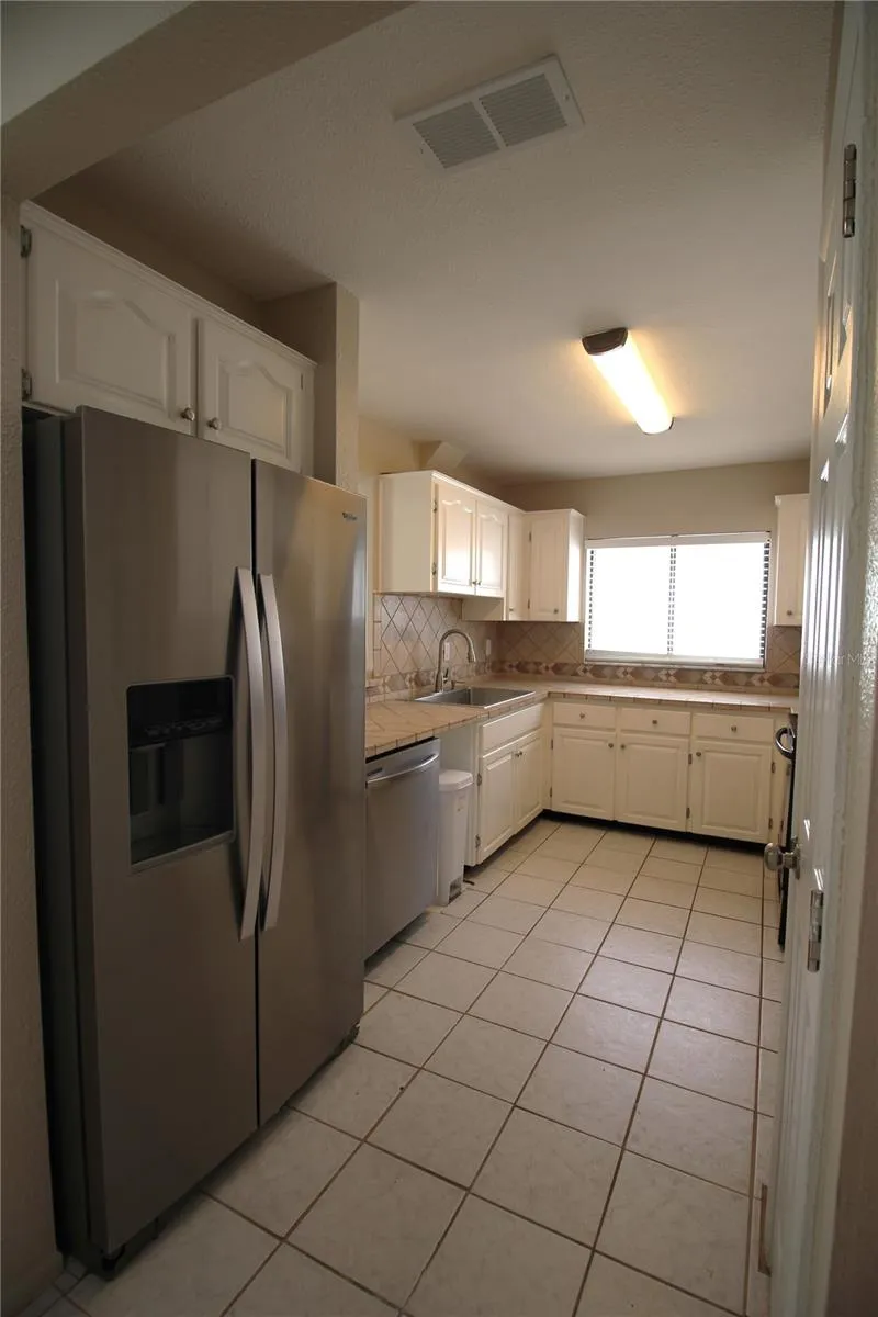 390 S WOODLANDS DRIVE Oldsmar, FL 34677