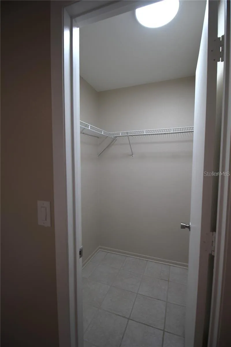 390 S WOODLANDS DRIVE Oldsmar, FL 34677