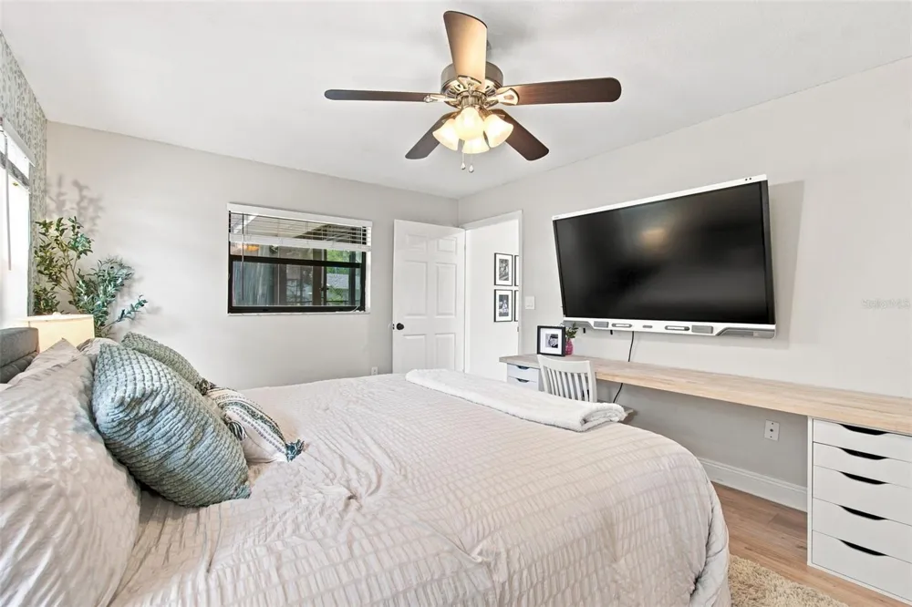 9639 ALVERNON DRIVE New Port Richey, FL 34655