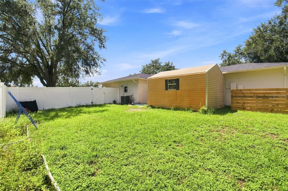 9639 ALVERNON DRIVE New Port Richey, FL 34655