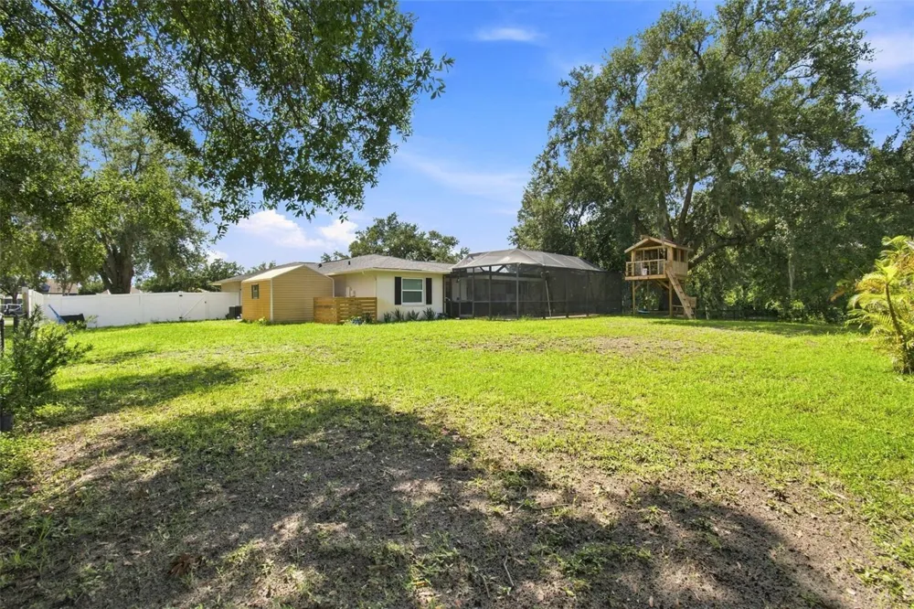 9639 ALVERNON DRIVE New Port Richey, FL 34655