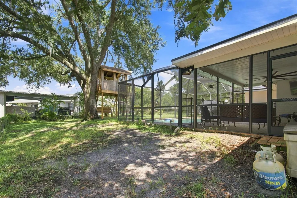 9639 ALVERNON DRIVE New Port Richey, FL 34655