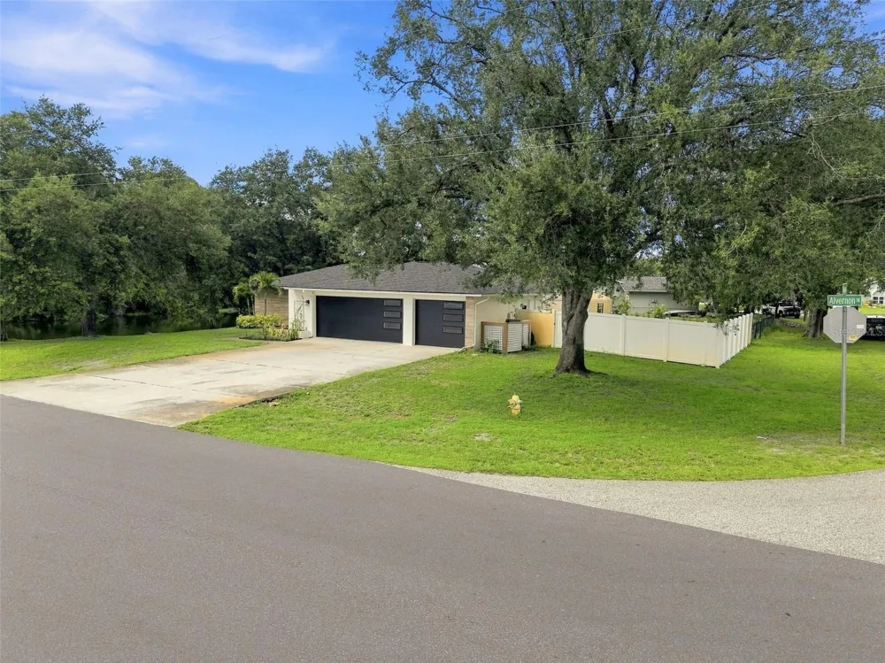 9639 ALVERNON DRIVE New Port Richey, FL 34655