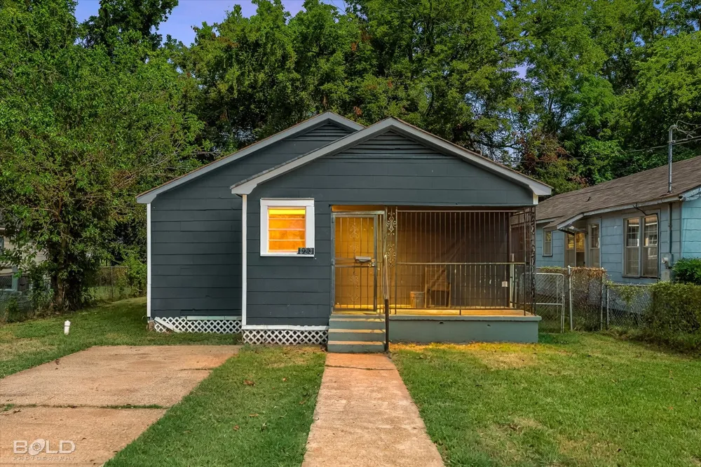 323 Kelly Bossier City, LA 71111