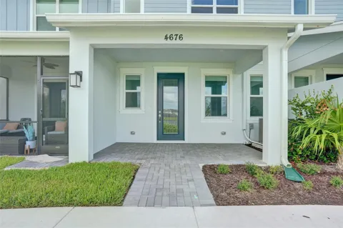 4676 Longwood Lake Square