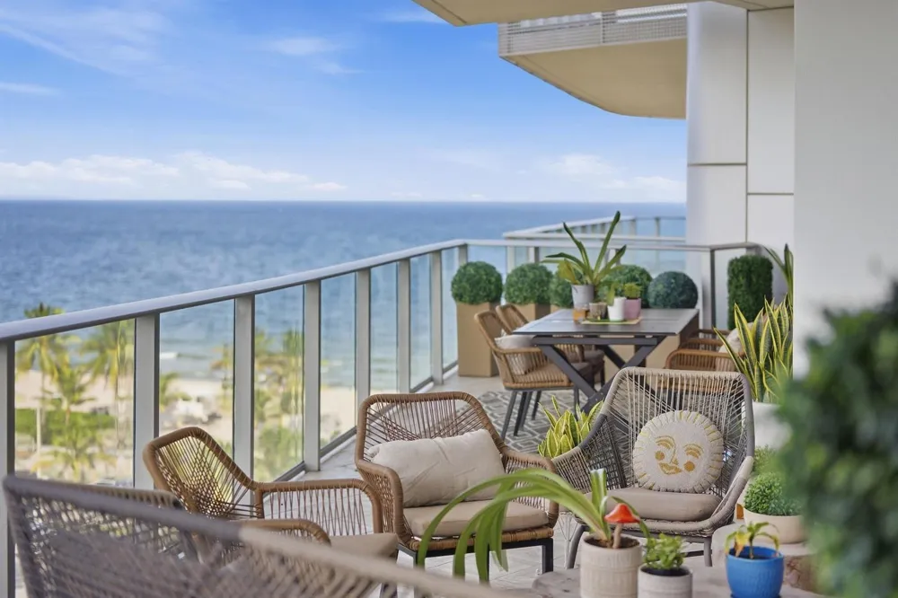 701 Fort Lauderdale Beach Boulevard #704 Fort Lauderdale, FL 33304