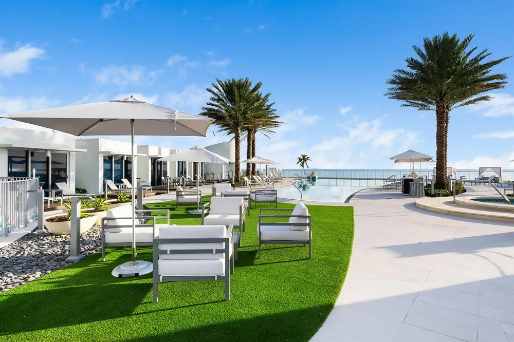701 Fort Lauderdale Beach Boulevard #704 Fort Lauderdale, FL 33304