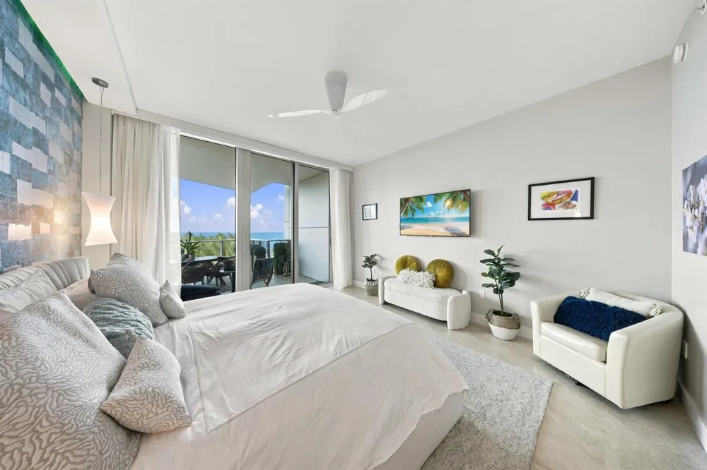 701 Fort Lauderdale Beach Boulevard #704 Fort Lauderdale, FL 33304