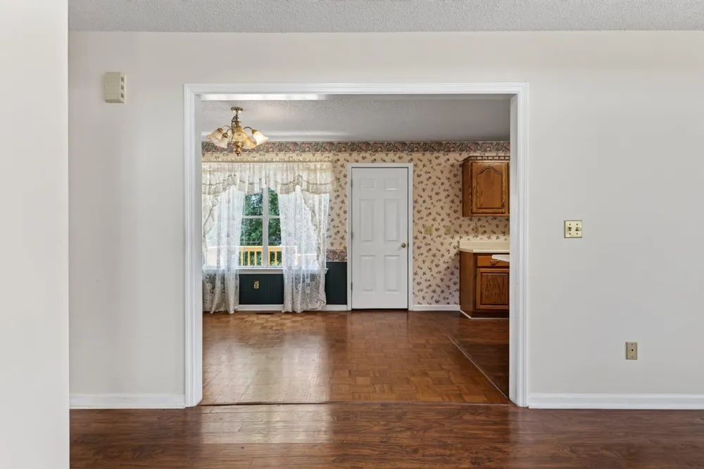 19 Edgewater Drive Ringgold, GA 30736