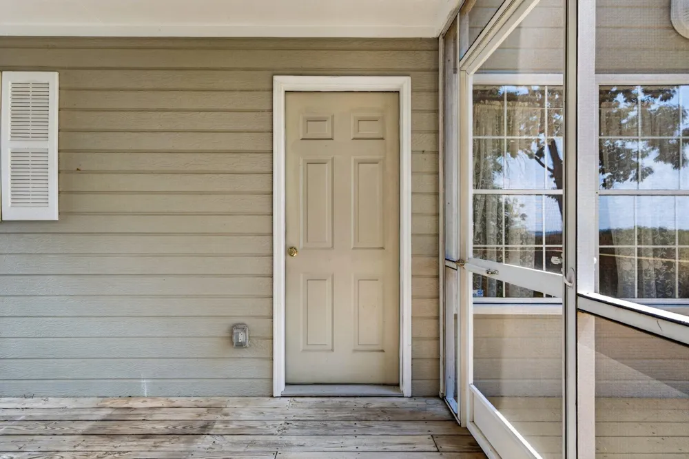 19 Edgewater Drive Ringgold, GA 30736