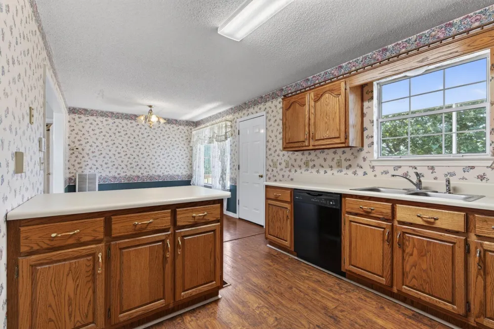 19 Edgewater Drive Ringgold, GA 30736