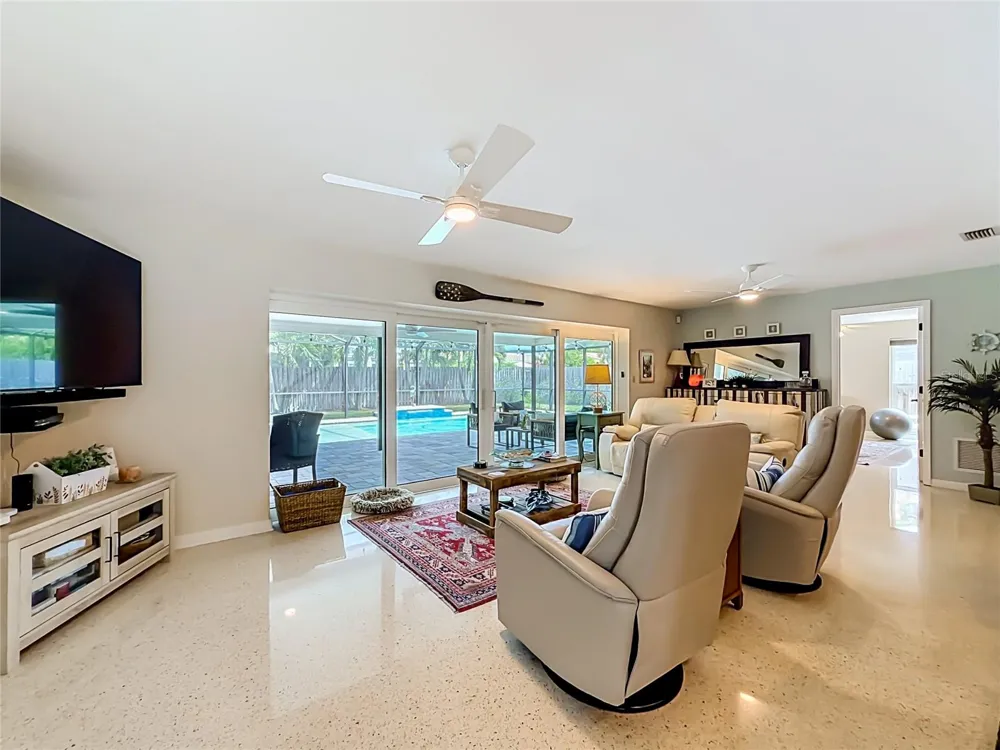 14515 ANCHORAGE CIRCLE Seminole, FL 33776