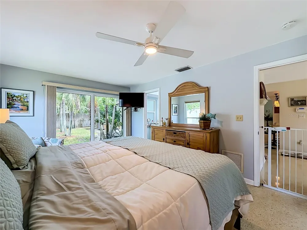 14515 ANCHORAGE CIRCLE Seminole, FL 33776