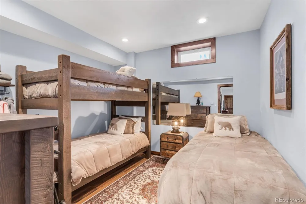 411 Larkspur Lane Westcliffe, CO 81252
