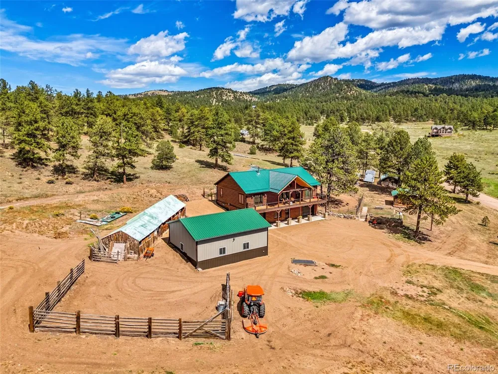 411 Larkspur Lane Westcliffe, CO 81252