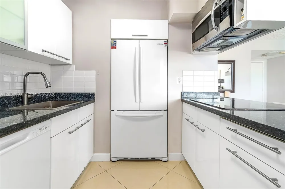 250 174th St #801 Sunny Isles Beach, FL 33160