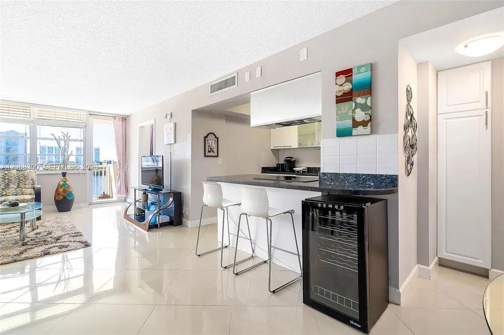 250 174th St #801 Sunny Isles Beach, FL 33160
