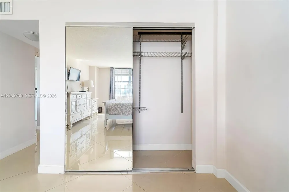 250 174th St #801 Sunny Isles Beach, FL 33160