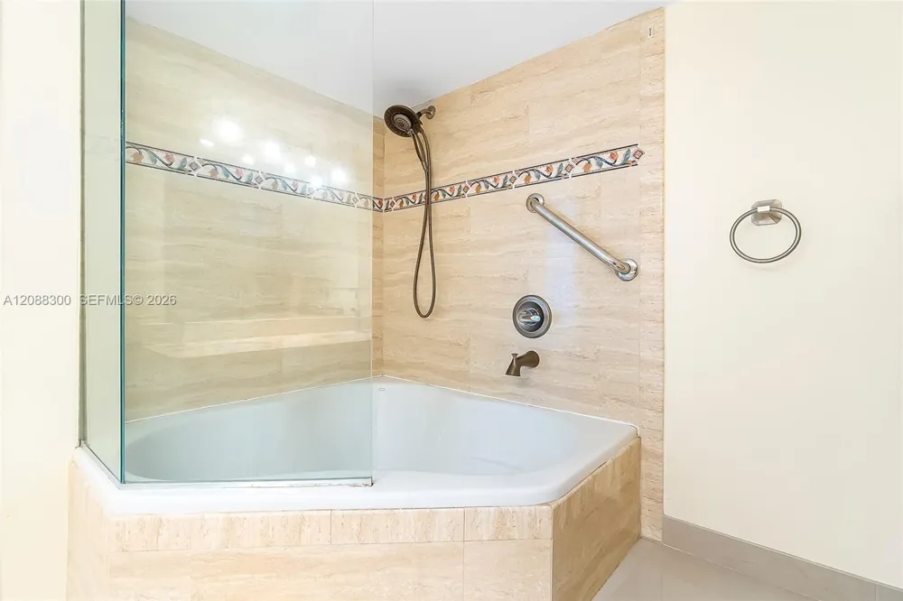 250 174th St #801 Sunny Isles Beach, FL 33160