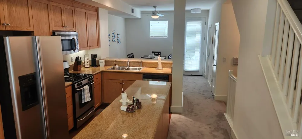318 City Center Drive Rohnert Park, CA 94928