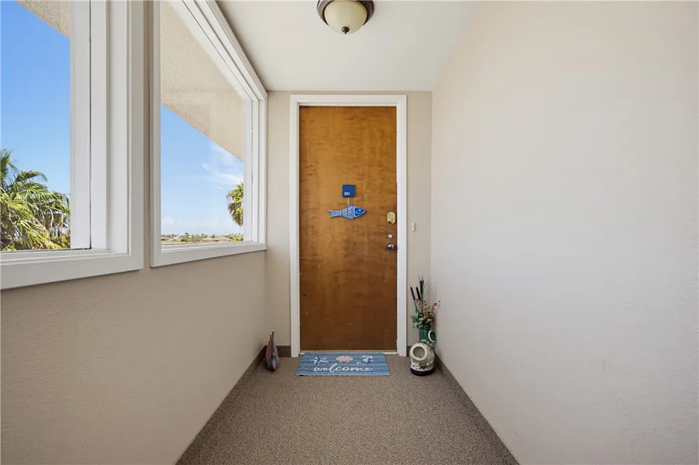 14514 E Cabana Street E #301 Corpus Christi, TX 78418