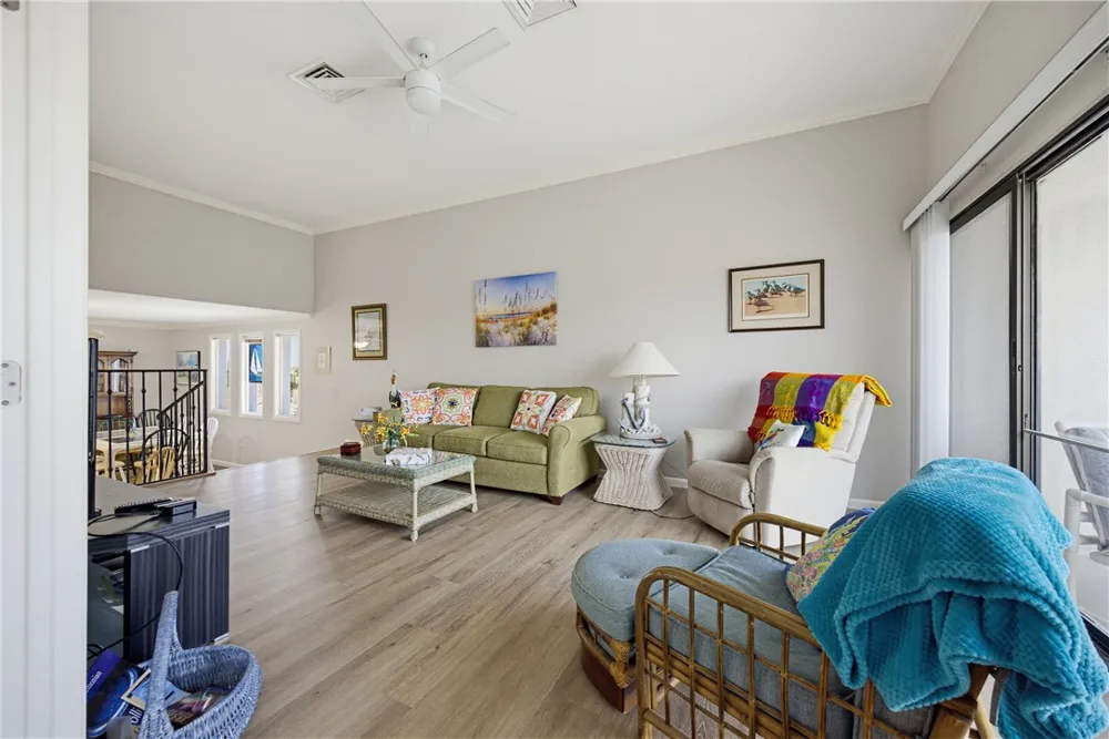 14514 E Cabana Street E #301 Corpus Christi, TX 78418