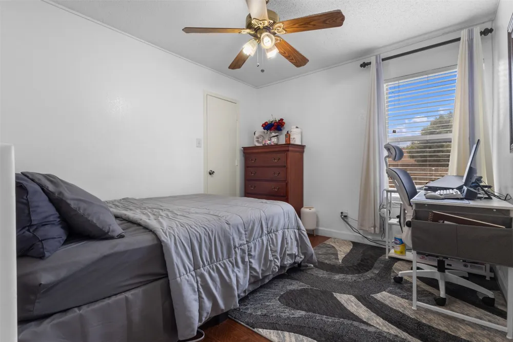 300 Comiskey Court Saginaw, TX 76179