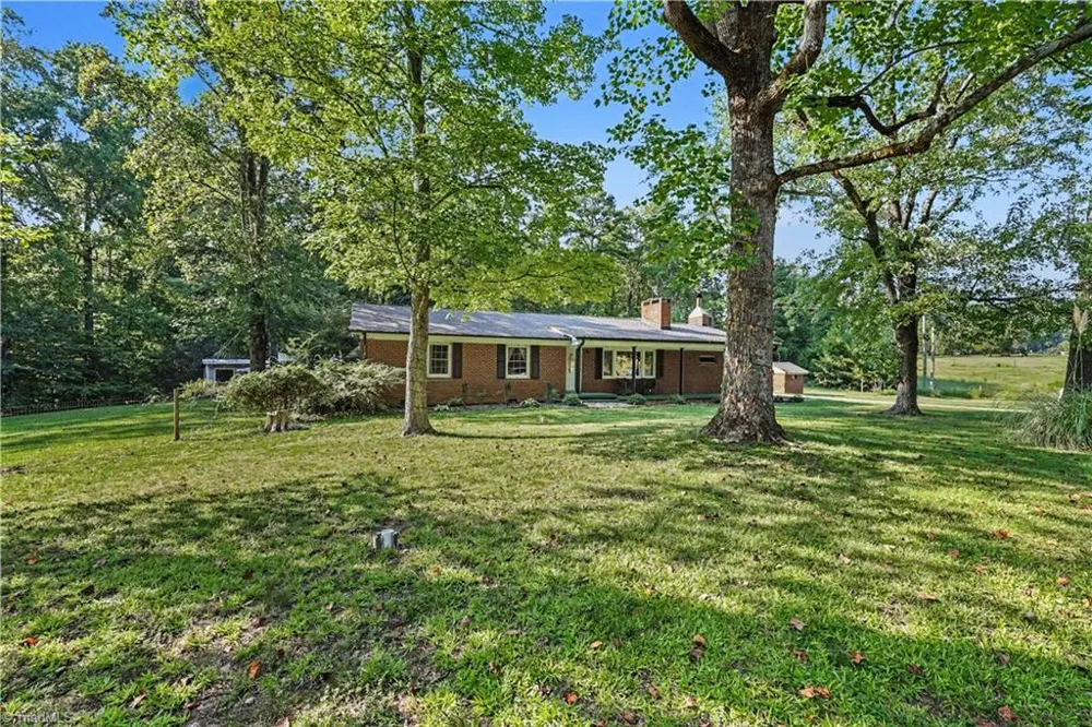 1517 Browers Chapel Road Asheboro, NC 27205