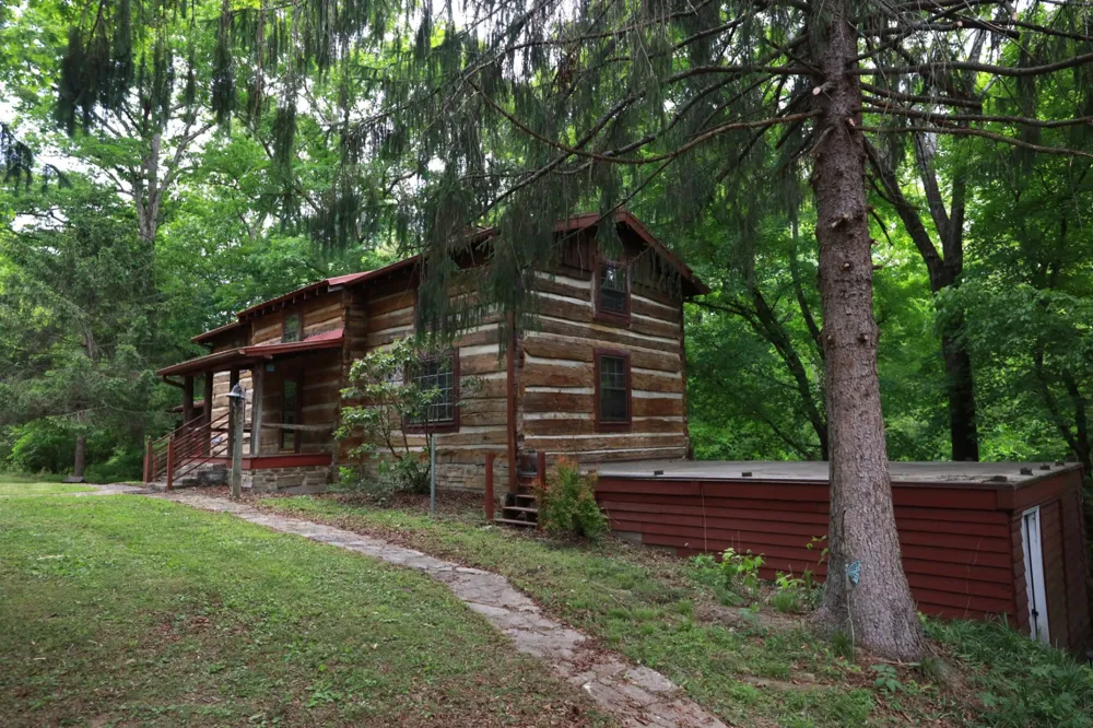 2634 Distillery Rd Greenbrier, TN 37073