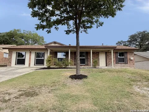 707 BOOTH DR